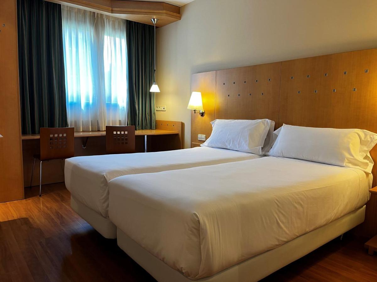 Holiday Inn Express Logrono Rioja By Ihg Екстер'єр фото