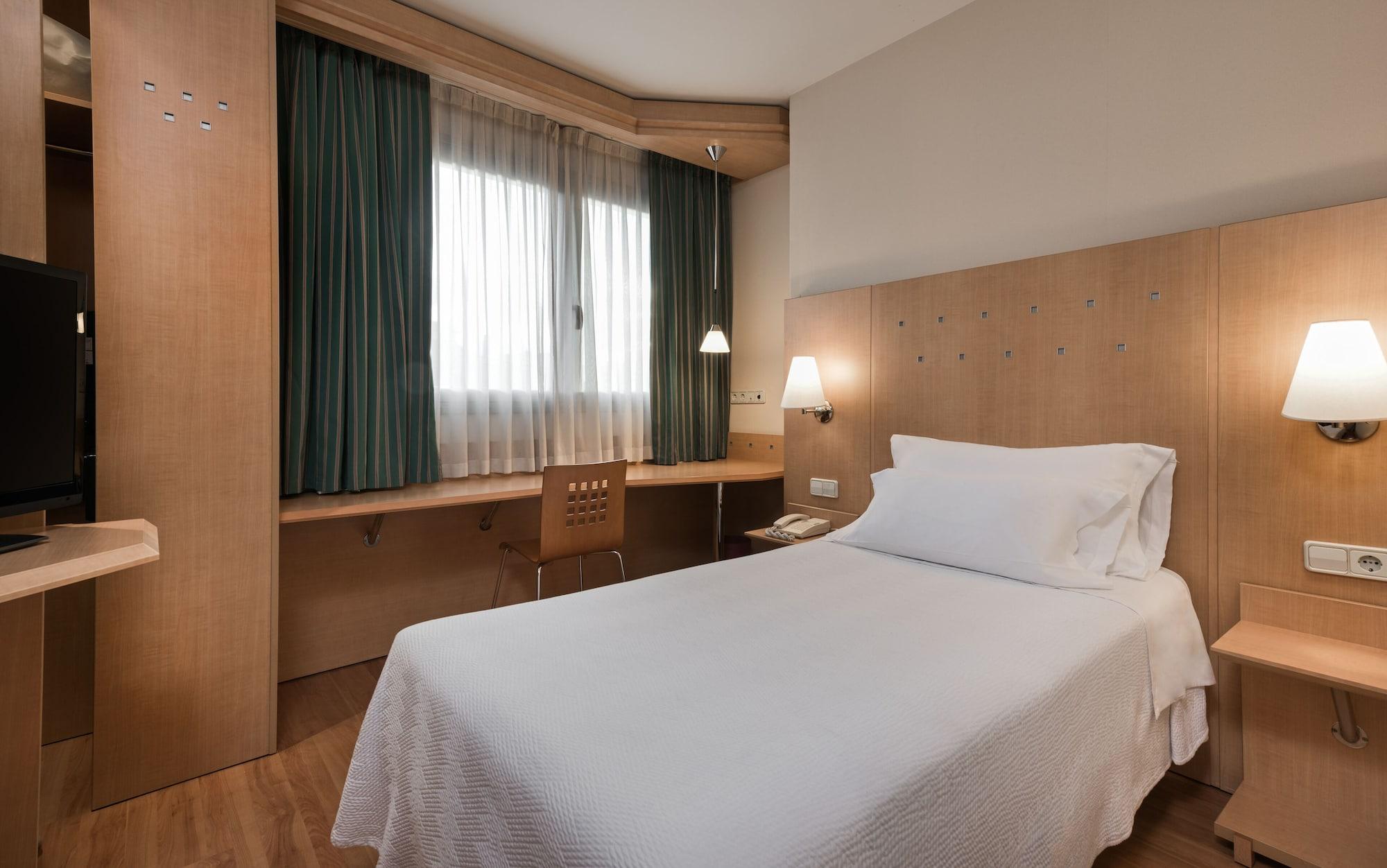 Holiday Inn Express Logrono Rioja, An Ihg Hotel Екстер'єр фото