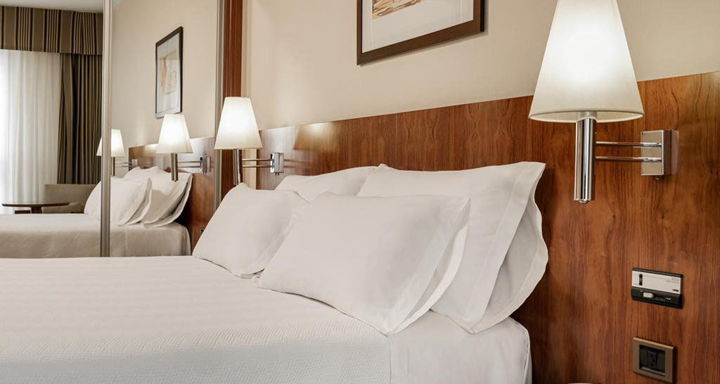 Holiday Inn Express Logrono Rioja By Ihg Екстер'єр фото