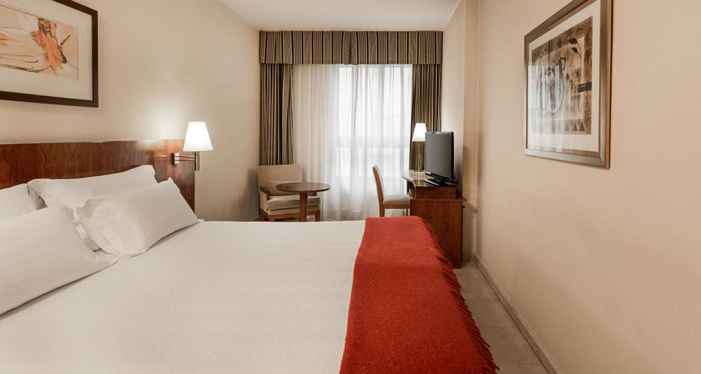 Holiday Inn Express Logrono Rioja, An Ihg Hotel Екстер'єр фото