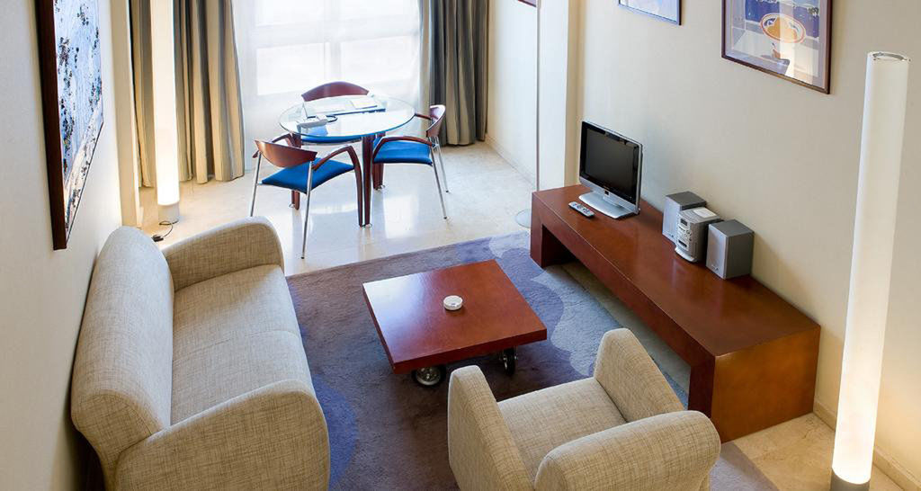 Holiday Inn Express Logrono Rioja By Ihg Екстер'єр фото